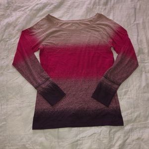 American Eagle Long Sleeve T-shirt